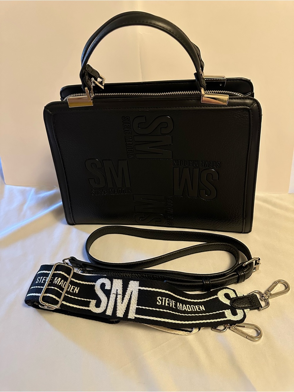 Steve Madden medium purse
